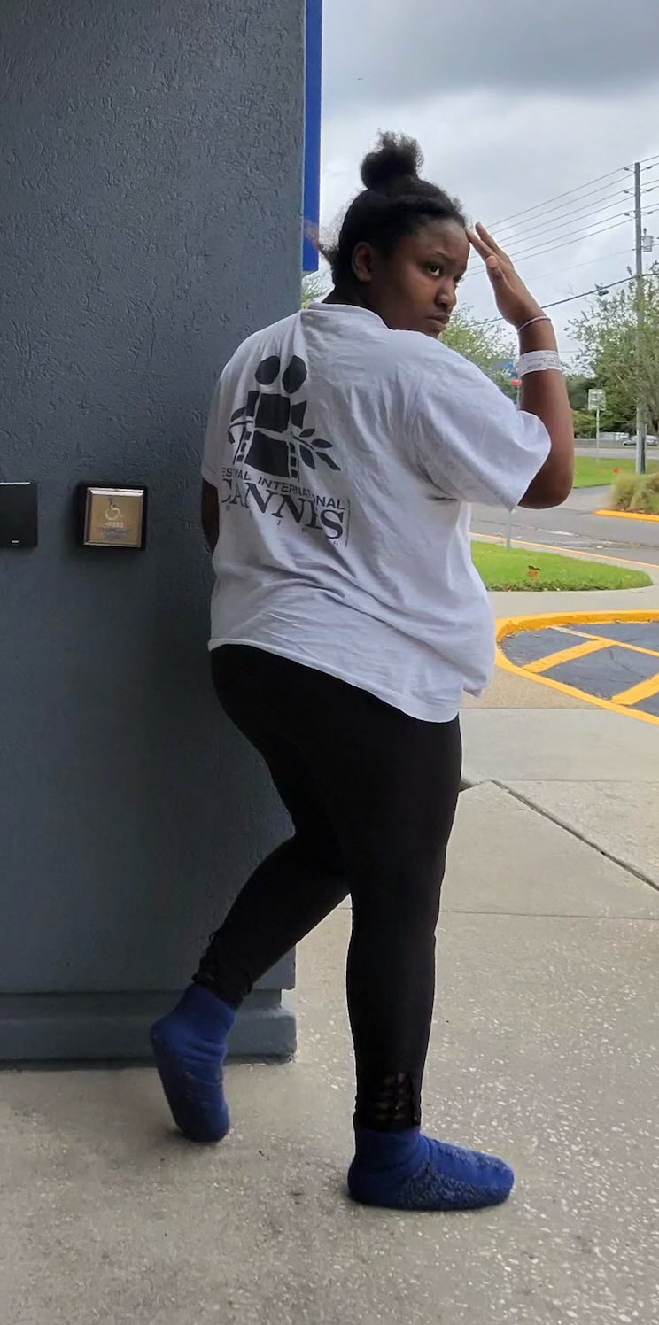 - Vehicle Associated With Ni'Kayla Green