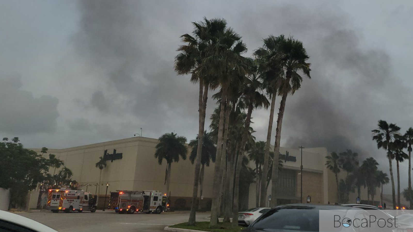Boca Raton Town Center Mall Evacuated After Roof Fire Sends Smoke Over Glades Road