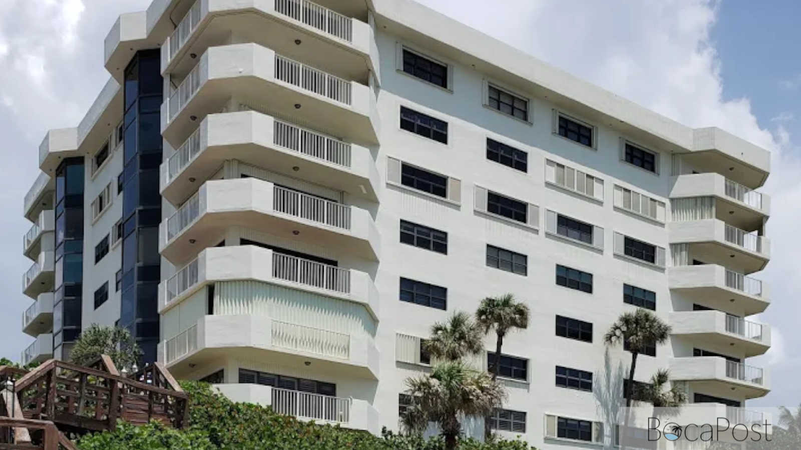 Exterior view of Parker Highland East Condominium in Palm Beach County.